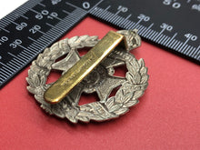 Load image into Gallery viewer, Original WW1 British Army Rifle Brigade 8th Battalion The Post Office Cap Badge
