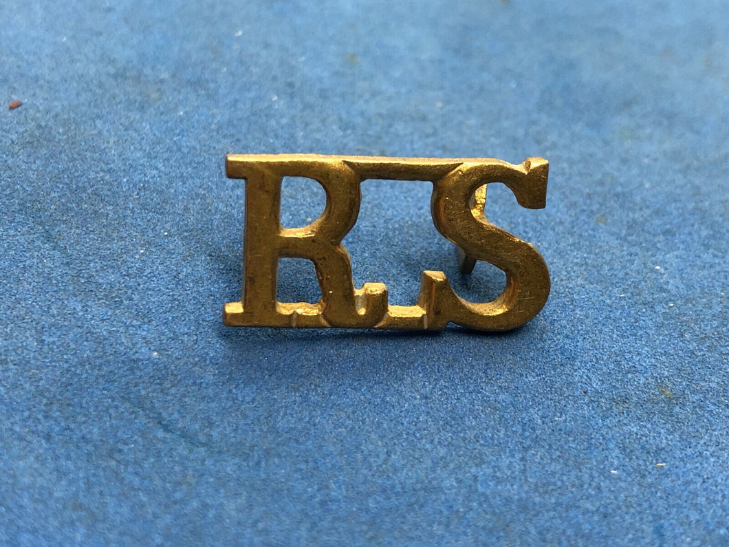 Original WW2 British Army Royal Scots (RS) Brass Shoulder Title