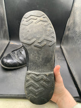 Load image into Gallery viewer, Genuine British Army Black Leather Dress Shoes - Size UK 9 L - The Militaria Shop
