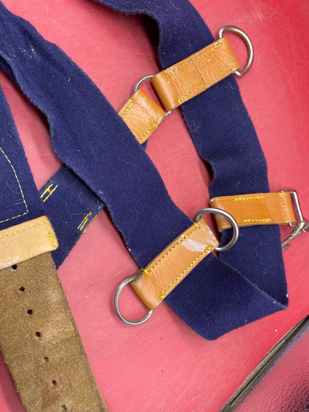 WW2 British Army Hussars Blue Canvas and Leather Belt with WM Fittings. 34 inch. - The Militaria Shop