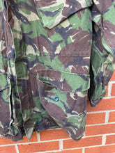 Charger l&#39;image dans la galerie, Genuine British Army DPM Camouflaged Combat Smock Jacket - Size 180/96
