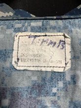 Charger l&#39;image dans la galerie, U.S. Navy NWU Type 1 Blue Digital Camouflage Combat Jacket - 45&quot; Chest - The Militaria Shop
