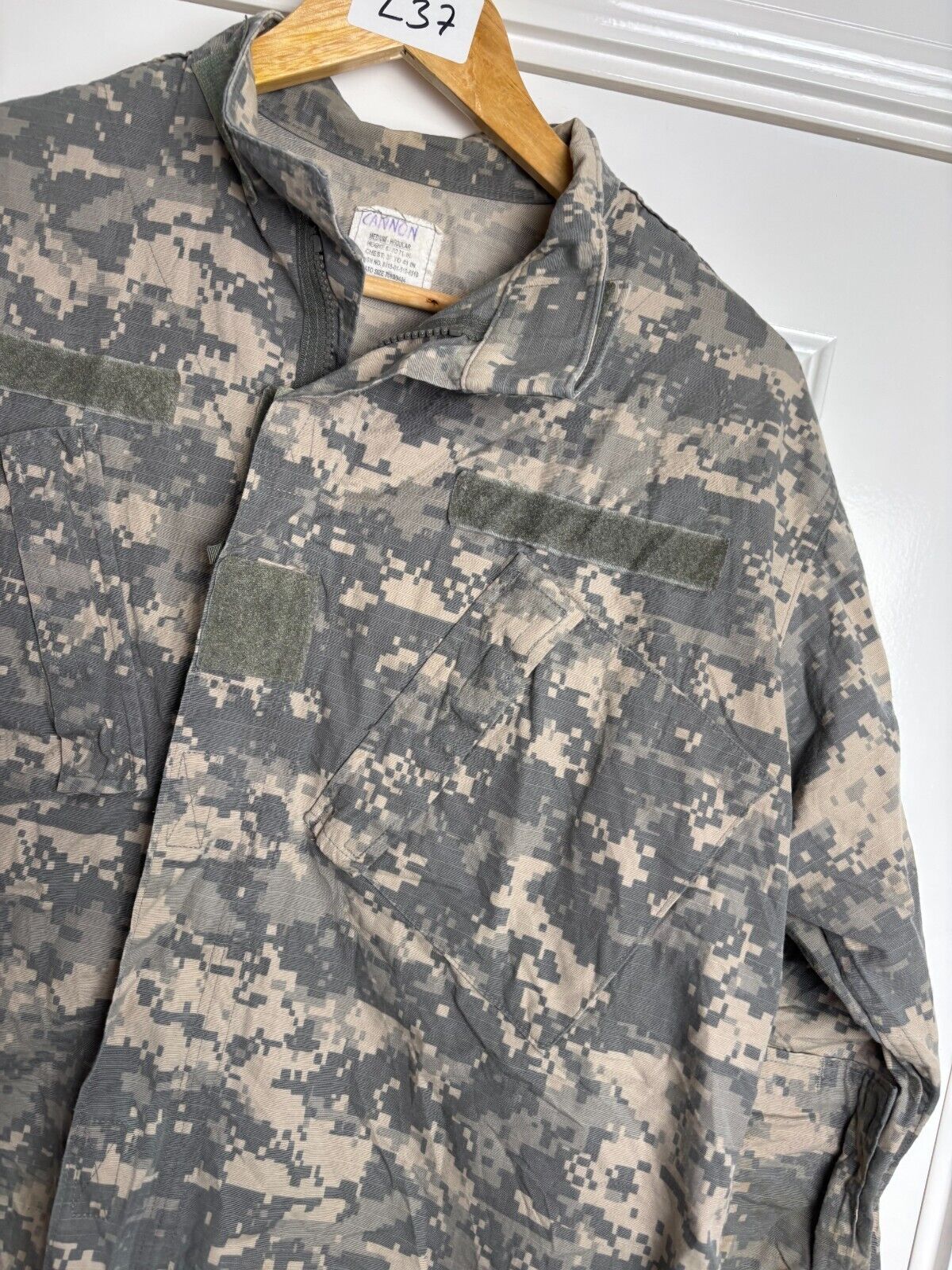 Surplus US Army ACU Combat Uniform Jacket-Medium Regular - The Militaria Shop