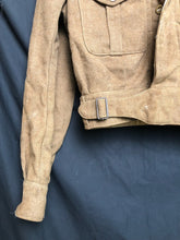 Lade das Bild in den Galerie-Viewer, Original British Army Battledress Jacket - Size 10 37&quot; Chest - Royal Engineers - The Militaria Shop
