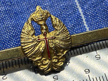 Load image into Gallery viewer, Original Spanish Army Veterans / Sweetheart Gilt Metal Brooch / Pin
