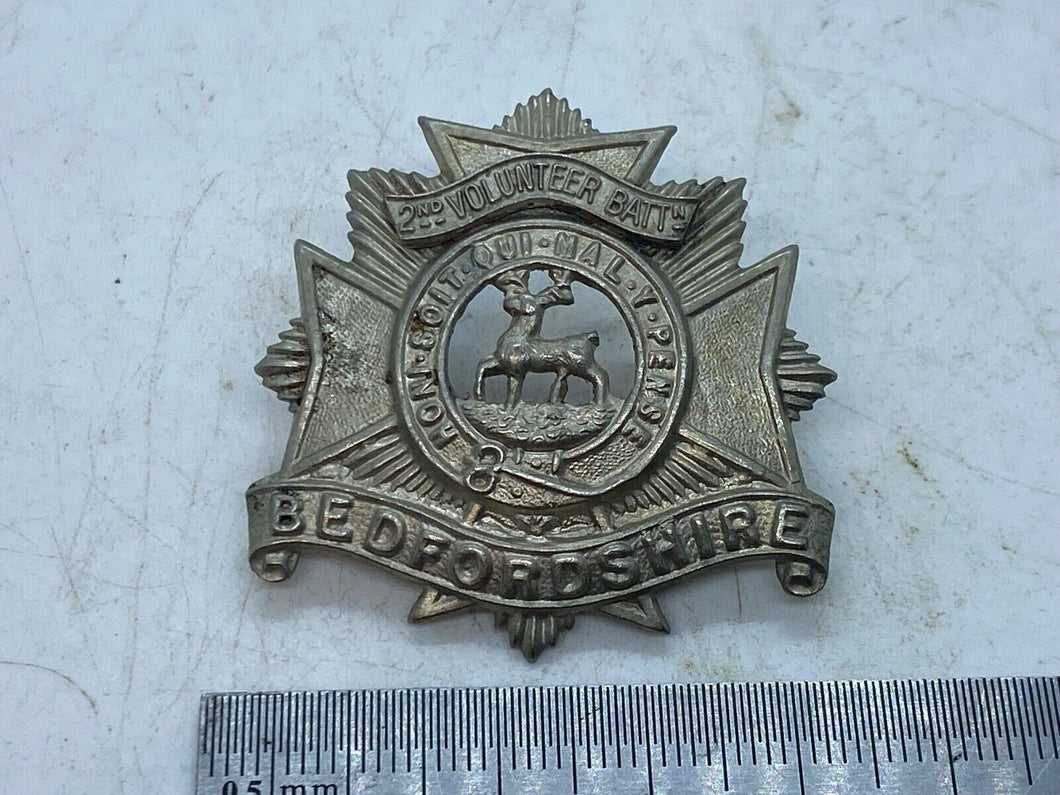 Original WW1 - 2nd Volunteer Battalion Bedfordshire Regiment Cap Badge