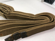 Charger l&#39;image dans la galerie, Original WW2 British Army 37 Pattern Shoulder Strap M.W&amp;S 1944 - Normal
