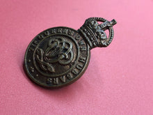 Load image into Gallery viewer, Original WW1 British Army 7th Queen&#39;s Own Hussars Cap Badge
