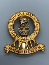 Lade das Bild in den Galerie-Viewer, Genuine British Army 15th/19th The Kings Royal Hussars Cap Badge
