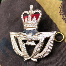 Load image into Gallery viewer, Original British Staybrite Army Cap - RAF Warrant Officer - The Militaria Shop
