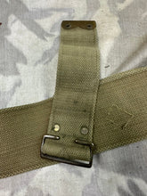 Charger l&#39;image dans la galerie, Original WW1 British Army 1908 08 Pattern Webbing Belt - 1916 Dated - 48&quot; Waist
