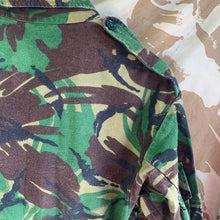 Charger l&#39;image dans la galerie, Genuine British Army Smock Combat Jungle DPM Camouflage - Size 170/104
