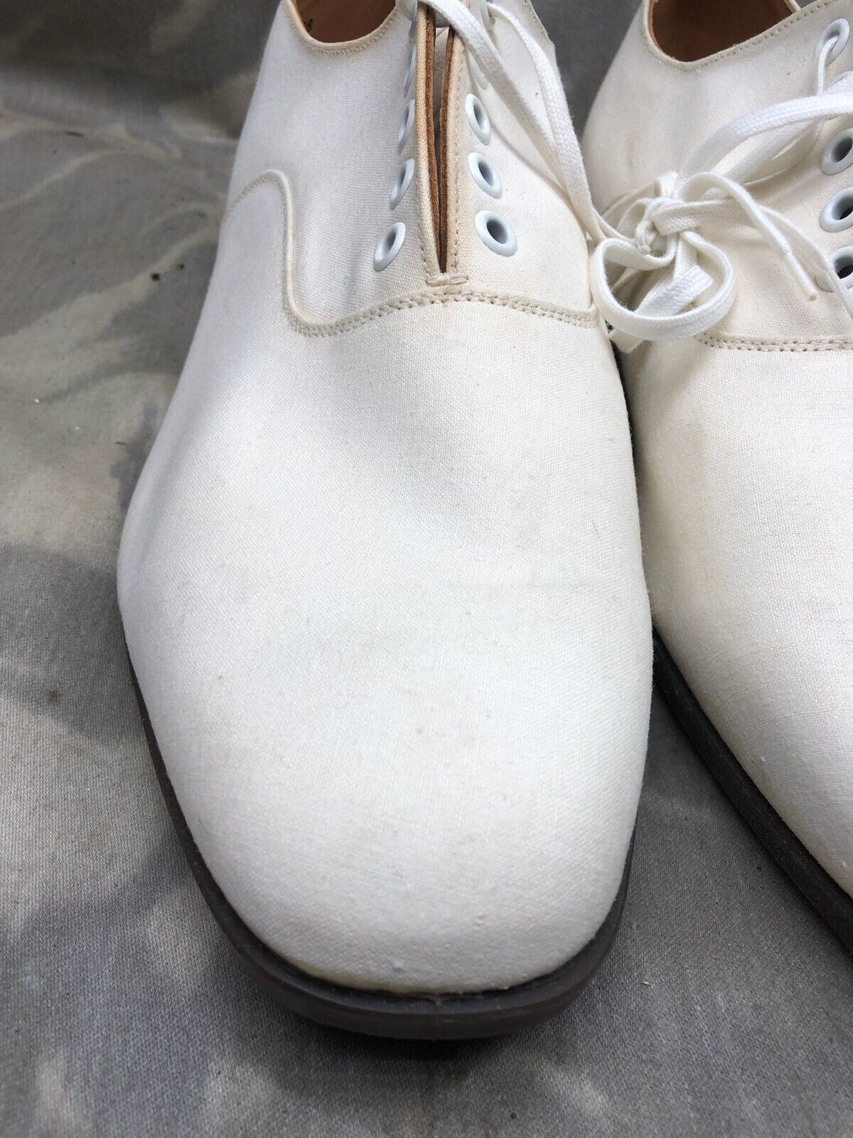 Genuine British Army Women's White Summer Shoes - WW2 Pattern - Size UK 12 L - The Militaria Shop