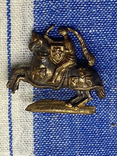 Load image into Gallery viewer, Original British Army - Fife &amp; Forfar Yeomanry White Metal Collar Badge
