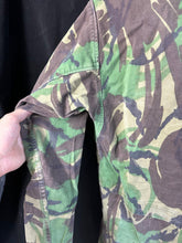 Charger l&#39;image dans la galerie, Original British Army DPM Combat Jacket Smock - Size 180/96
