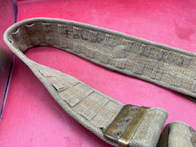 Charger l&#39;image dans la galerie, Original British Army 37 Pattern Webbing Belt with Brass Fittings - Approx 38&quot;
