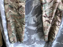 Charger l&#39;image dans la galerie, Genuine British Army MTP Camouflage Combat Trousers - 85/80/96
