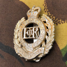 Load image into Gallery viewer, Genuine British Army Staybrite Cap Badge - Royal Engineers - The Militaria Shop

