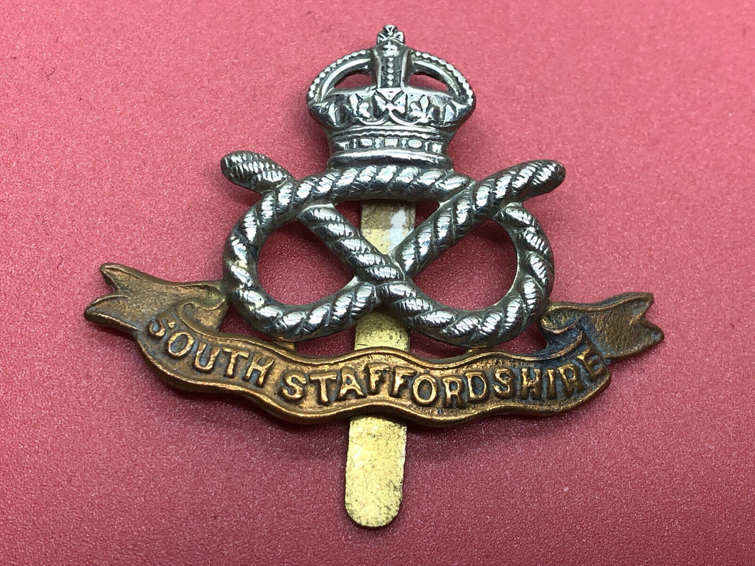 Original WW2 British Army Kings Crown Cap Badge - South Staffordshire