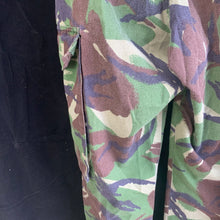 Load image into Gallery viewer, Genuine British Army DPM Camouflaged Combat Trousers Lightweight - Size 72/80/96
