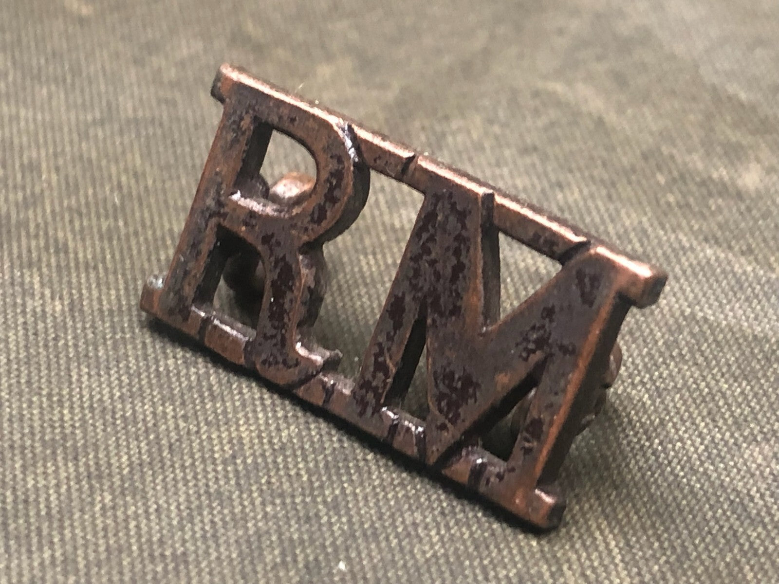 Genuine British Army Brass Shoulder Title - Royal Marines - The Militaria Shop