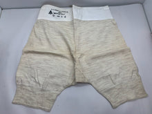 Lade das Bild in den Galerie-Viewer, Original WW2 Pattern British Army Woollen Shorts / Boxer Shorts - New Old Stock
