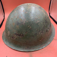 Charger l&#39;image dans la galerie, Original British / Canadian Army WW2 Soldiers Military Combat Mk3 Turtle Helmet
