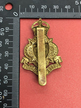 Load image into Gallery viewer, Original WW1 British Army Sussex Yeomanry Cap Badge
