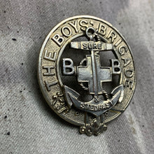 Load image into Gallery viewer, Original Boys Brigade Officers Frosted Cap Badge
