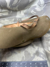 Lade das Bild in den Galerie-Viewer, Image #12
