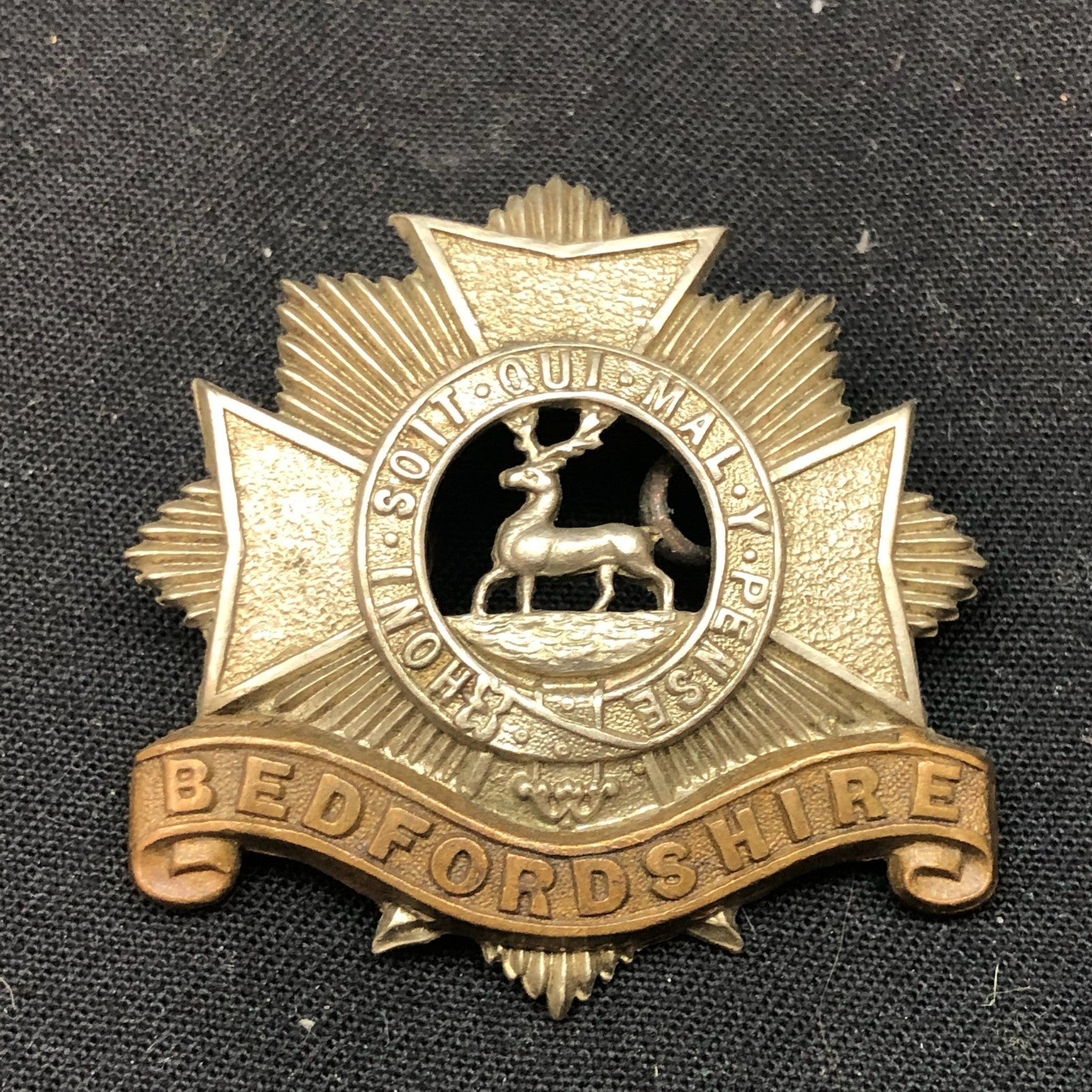 Genuine WW2 British Army Brass Cap Badge - Bedfordshire and Hertfordshire Regime - The Militaria Shop