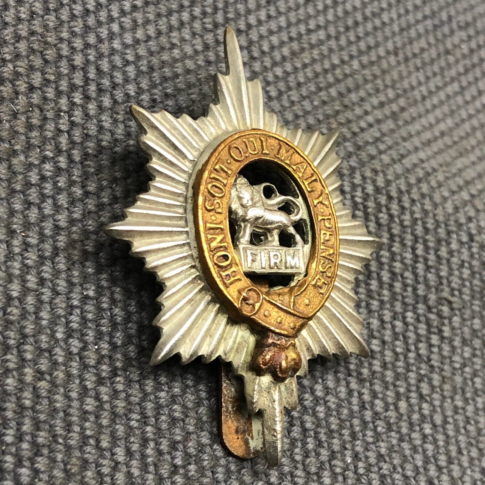 Original WW2 British Army Cap Badge - Worcestershire Regiment - The Militaria Shop