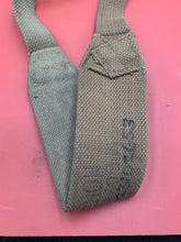 Lade das Bild in den Galerie-Viewer, Original WW2 British Army 37 Pattern Shoulder Strap - 1941 M.E.Co -44&quot; in Length
