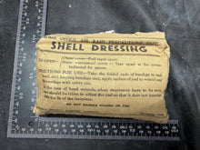 Charger l&#39;image dans la galerie, Original WW2 Dated British Army First Aid Shell Dressing - 1938 Dated
