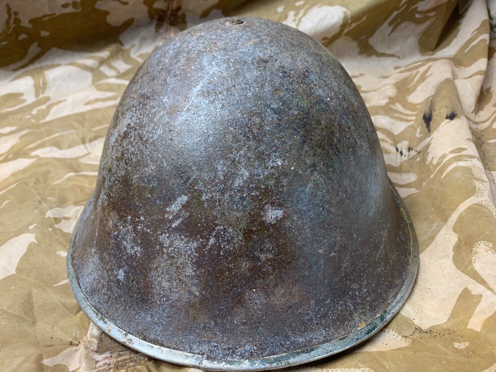 WW2 Mk3 High Rivet Turtle - British / Canadian Army Helmet - Nice Original - The Militaria Shop