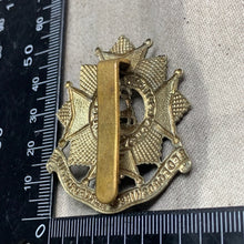 Load image into Gallery viewer, Original WW2 British Army Bedfordshire &amp; Hertfordshire Regiment Cap Badge
