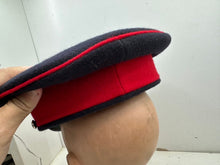 Lade das Bild in den Galerie-Viewer, Genuine British Army Peaked Cap - Royal Artillery - Size 57cm - The Militaria Shop
