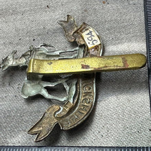 Load image into Gallery viewer, Original WW2 British Army Cap Badge - Royal Warwickshire Regiment
