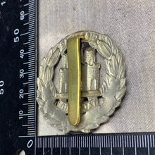 Load image into Gallery viewer, Original WW2 British Army Northamptonshire Regiment Cap Badge
