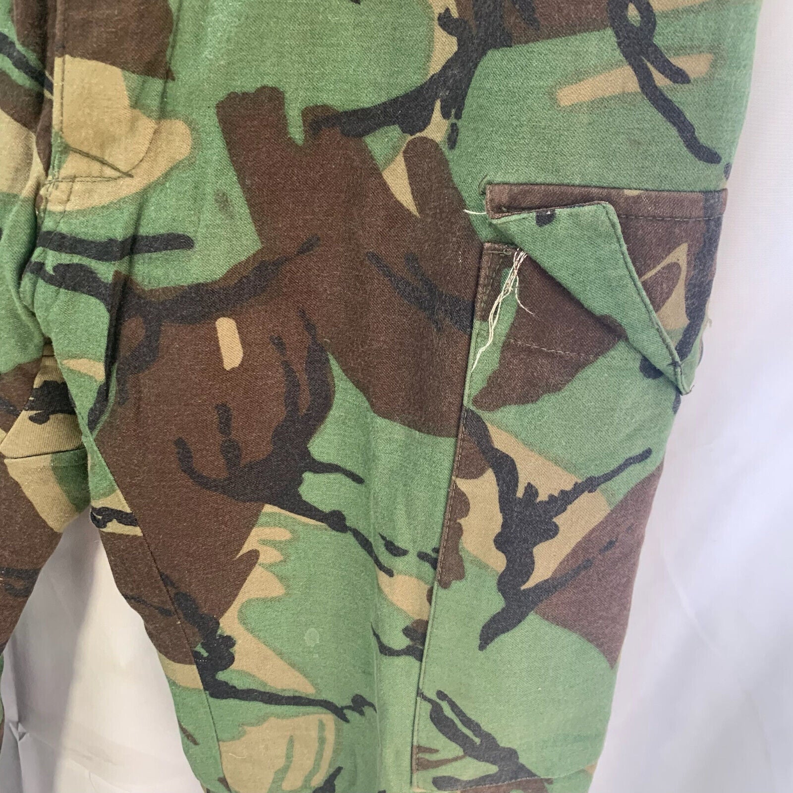 Genuine British Army 68 Pattern DPM Jungle Camouflaged Trousers - Size 29" Waist - The Militaria Shop