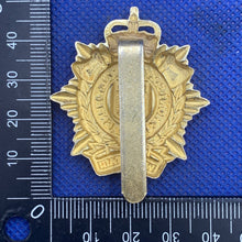 Charger l&#39;image dans la galerie, Genuine British Army Royal Logistics Corps Cap Badge

