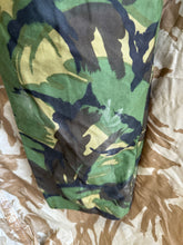 Charger l&#39;image dans la galerie, Genuine British Army 1968 Pattern DPM Combat Trousers - Size 7 - 34&quot; Waist
