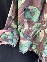 Load image into Gallery viewer, Original British Army 1968 68 Pattern DPM Combat Jacket Smock - 40&quot; Chest
