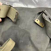 Lade das Bild in den Galerie-Viewer, Original WW2 British Army / RAF 37 Pattern Webbing Small Pack &amp; L Straps Set
