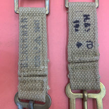 Charger l&#39;image dans la galerie, Original WW2 British Army 37 Pattern Webbing Brace Adaptors Pair
