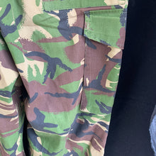 Load image into Gallery viewer, Genuine British Army DPM Camouflaged Combat Trousers Lightweight - Size 80/76/92
