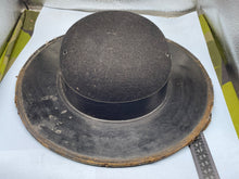 Lade das Bild in den Galerie-Viewer, Image #4
