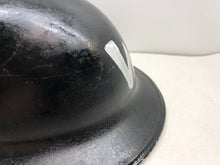 Charger l&#39;image dans la galerie, Original WW2 British Home Front Wardens Helmet - Repainted
