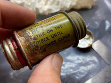 Load image into Gallery viewer, Original WW2 British Army Ant-Gas Ointment Tin and Cloth - 1940 Dated
