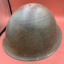 Lade das Bild in den Galerie-Viewer, Original British / Canadian Army WW2 Soldiers Military Combat Mk3 Turtle Helmet
